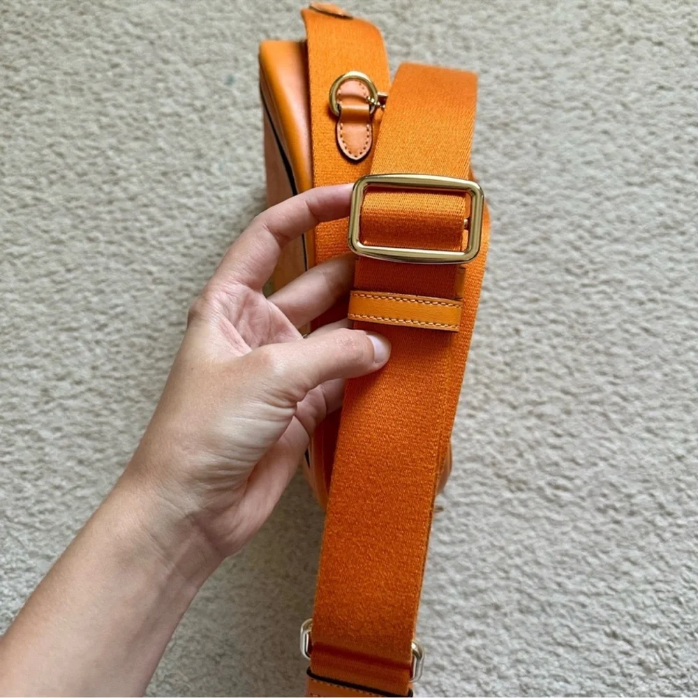 Coach Orange Crossbody Bag with Adjustable Strap and Monogram Pattern - Picture 6 of 7